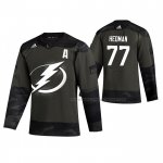 Maillot Hockey Tampa Bay Lightning Victor Hedman 2019 Veterans Day Camouflage