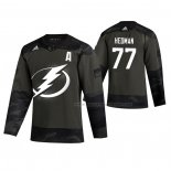 Maillot Hockey Tampa Bay Lightning Victor Hedman 2019 Veterans Day Camouflage